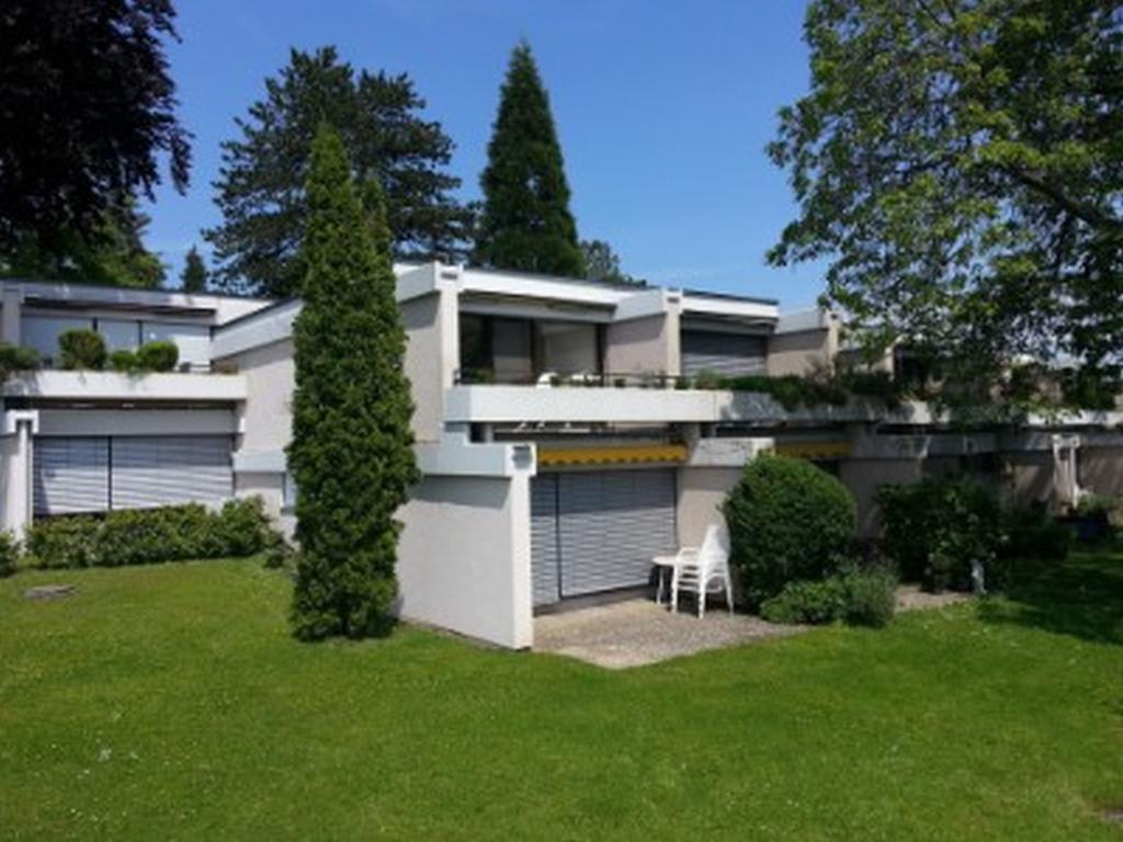 Apartment Konigsegg Ines Koch